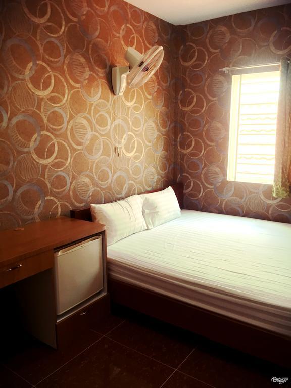 Soben Sensok Guesthouse Phnom Penh Bagian luar foto