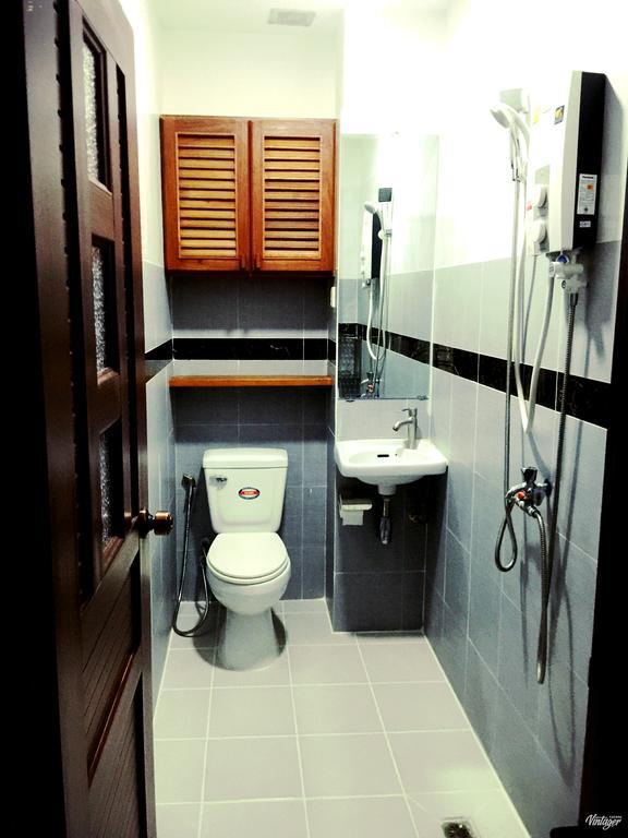 Soben Sensok Guesthouse Phnom Penh Bagian luar foto