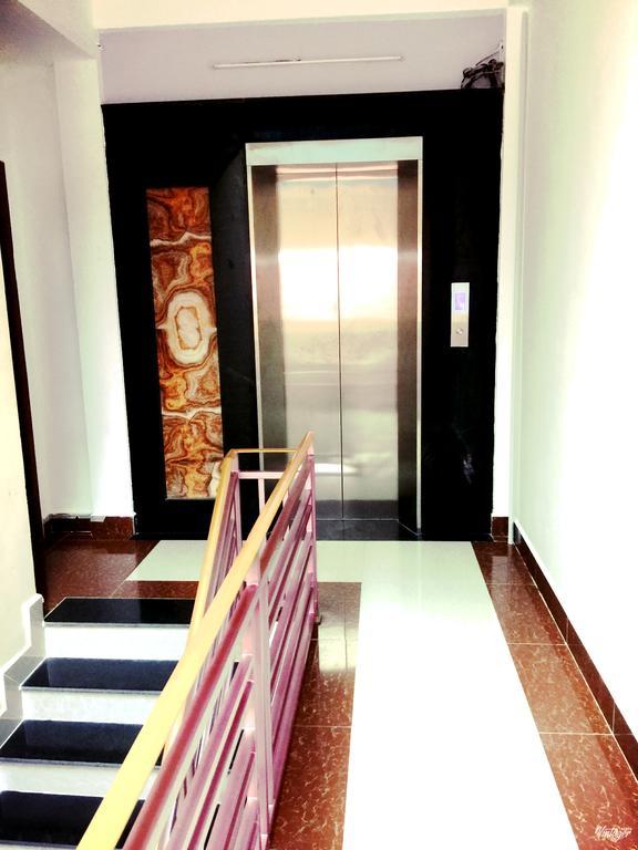 Soben Sensok Guesthouse Phnom Penh Bagian luar foto